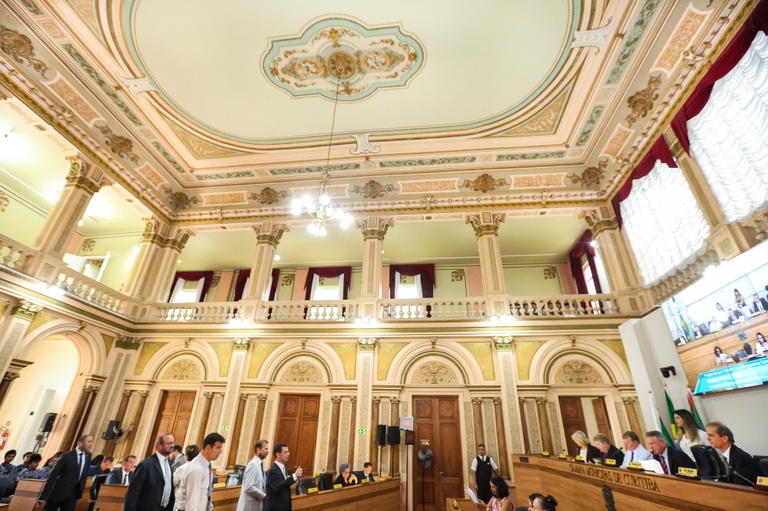 Texto-base da LOA 2020 é aprovado; emendas serão votadas hoje à tarde