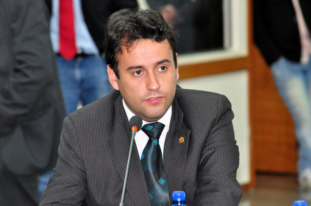 Tiago Gevert quer "Dia Contra a Discriminação ao Cristianismo"