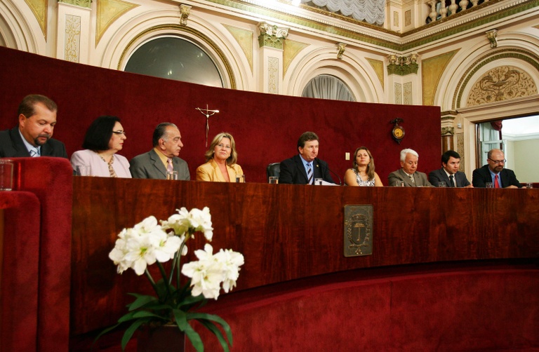 Trabalho da imprensa tem destaque na Câmara 