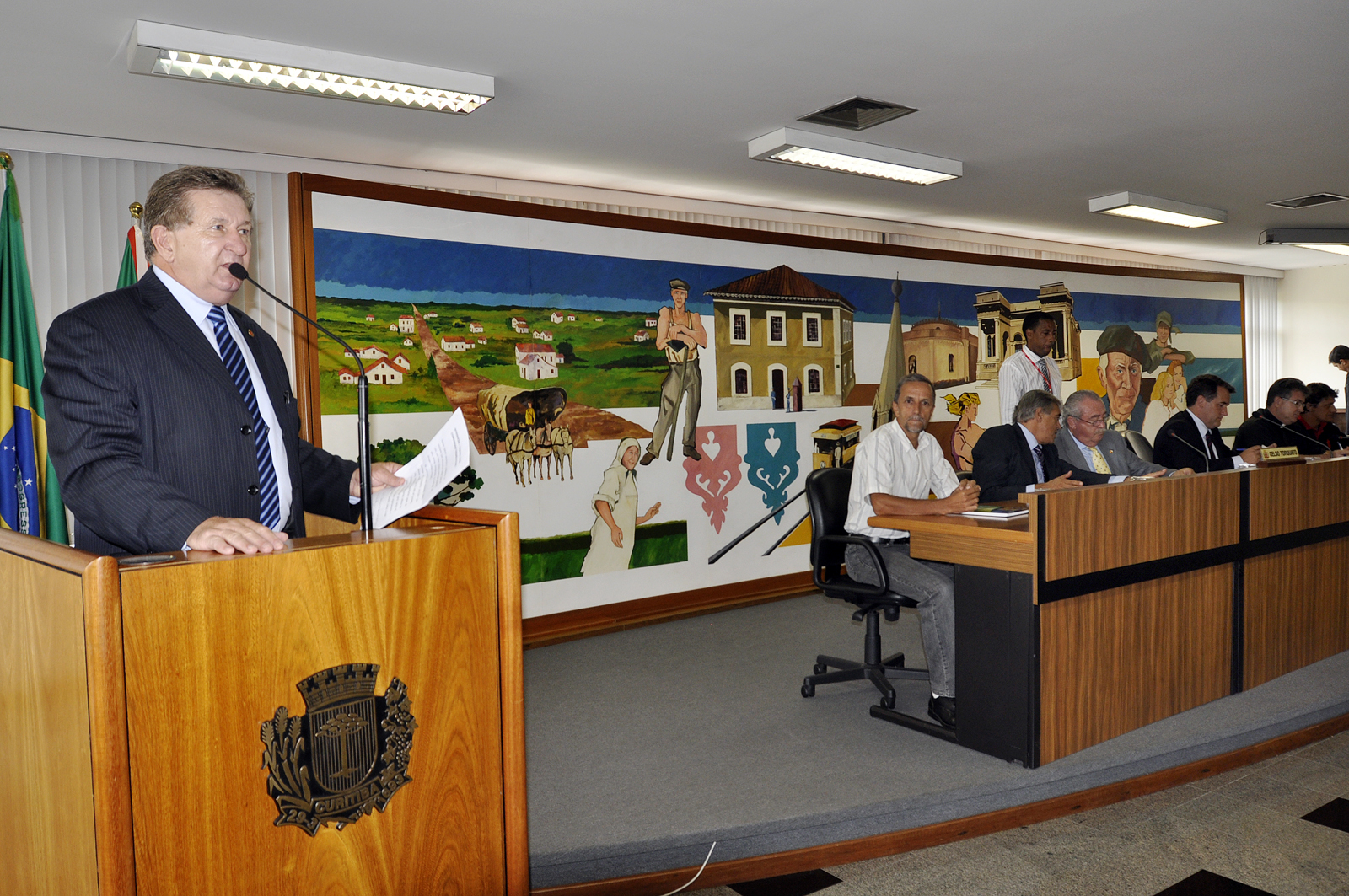 Trabalho de recuperação de dependentes detalhado na Câmara 