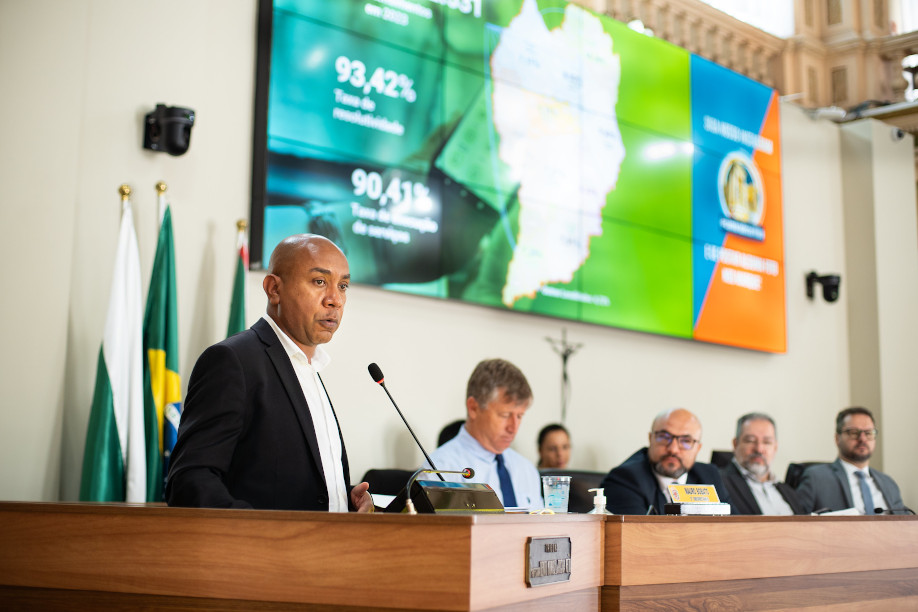 Tribuna Livre: Central 156 bateu recorde de atendimentos em 2023