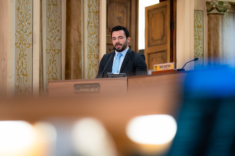 Tribuna Livre discute alternativas para o cartão-transporte em Curitiba