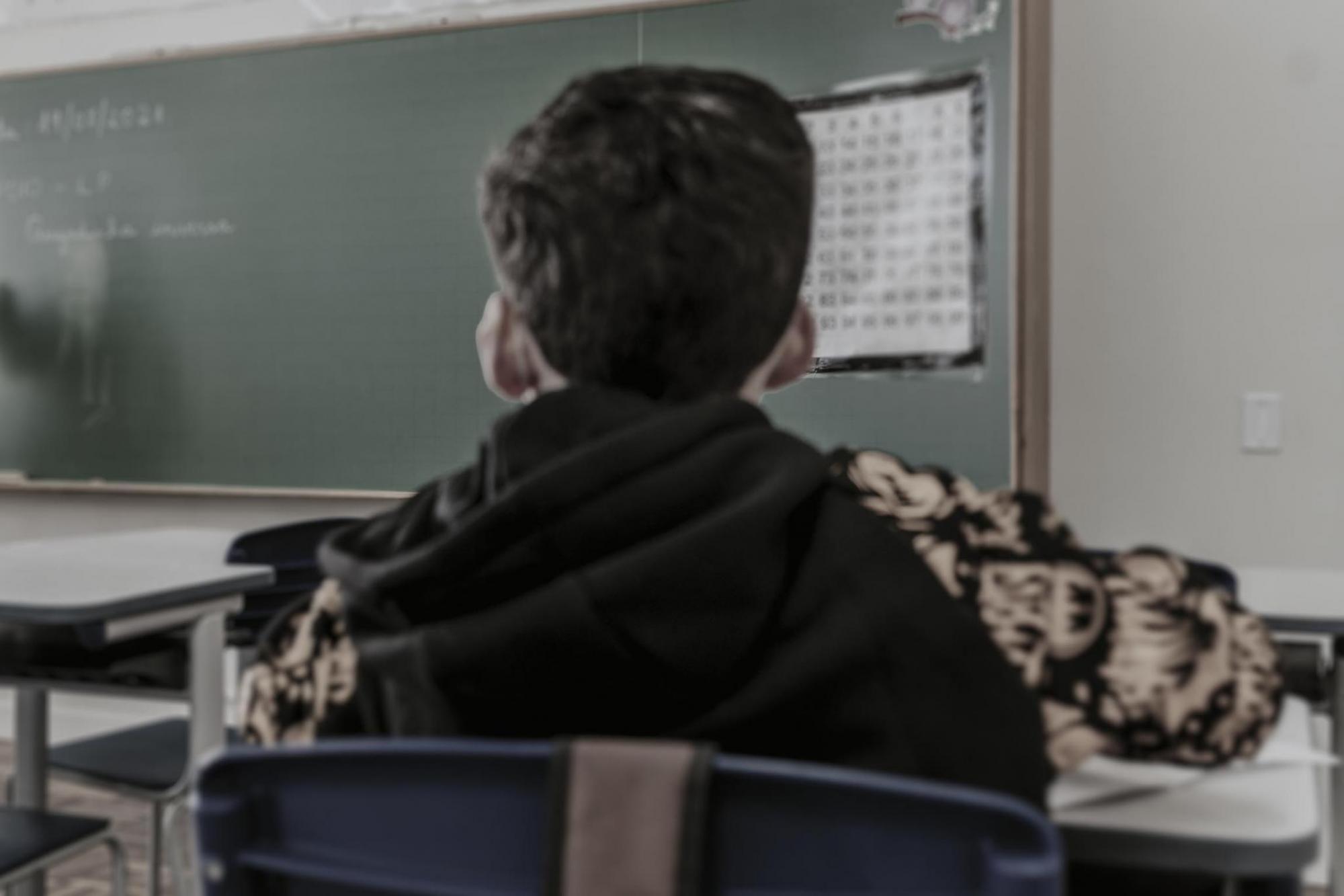 Tribuna Livre discute atendimento educacional especializado