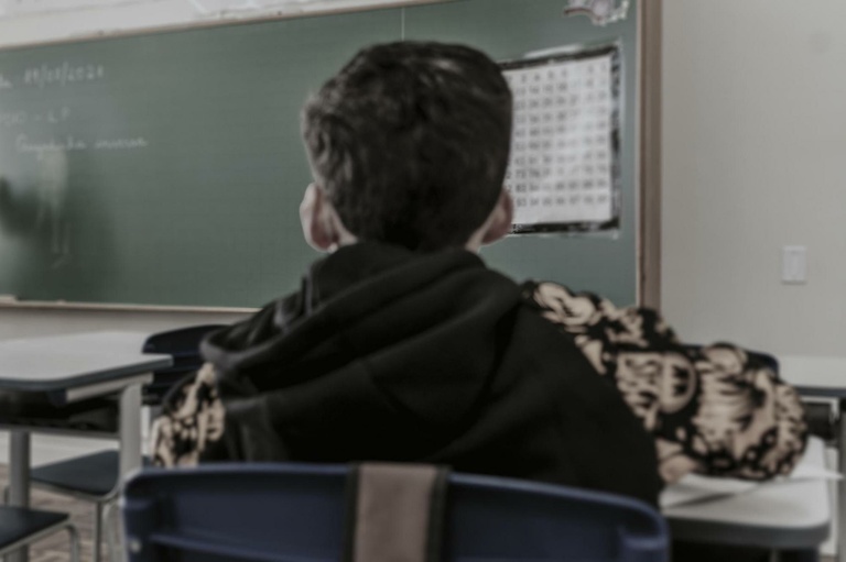 Tribuna Livre discute atendimento educacional especializado