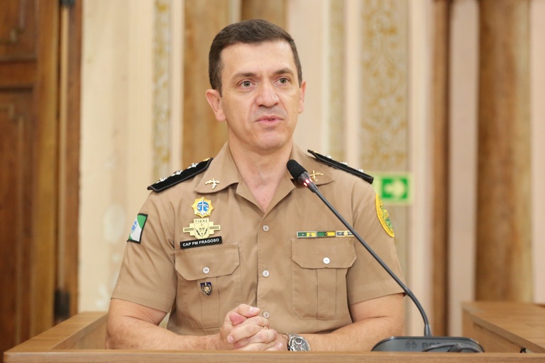 Tribuna Livre: Disque 181 da polícia recebe 350 denúncias por dia