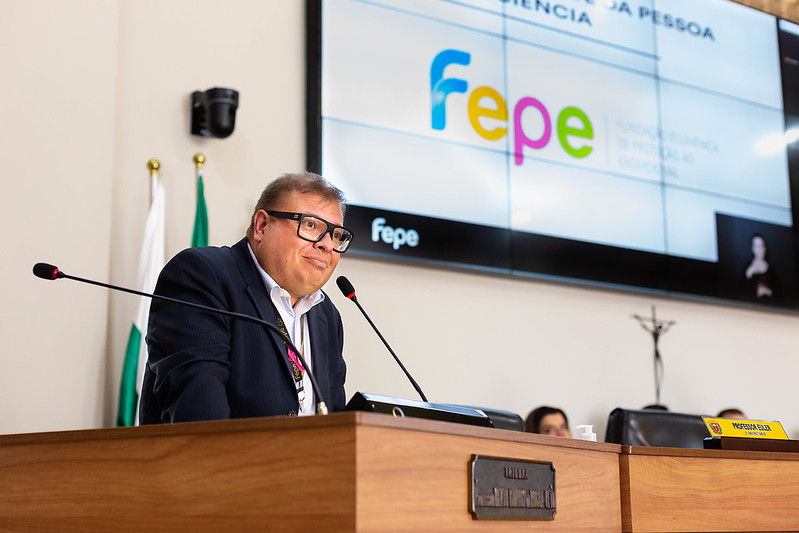 Tribuna Livre: Fepe tem projeto de ampliar Teste do Pezinho no Paraná