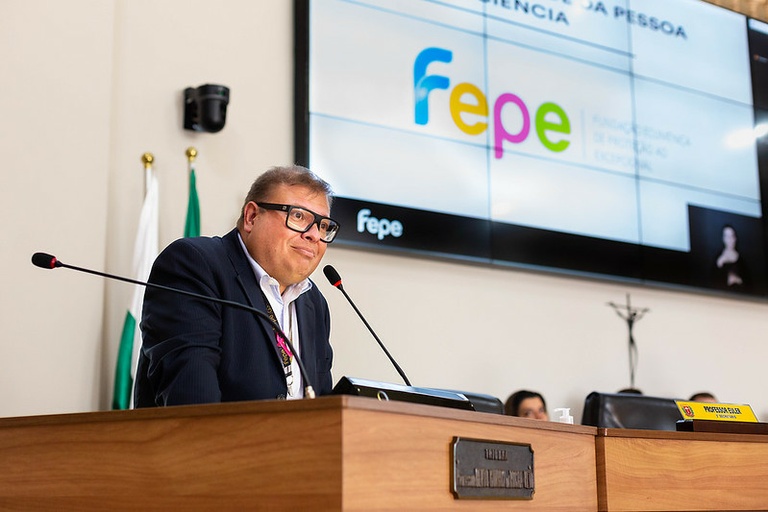 Tribuna Livre: Fepe tem projeto de ampliar Teste do Pezinho no Paraná