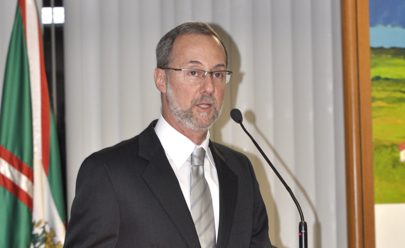 Tribuna Livre recebe diretor-geral do Detran 