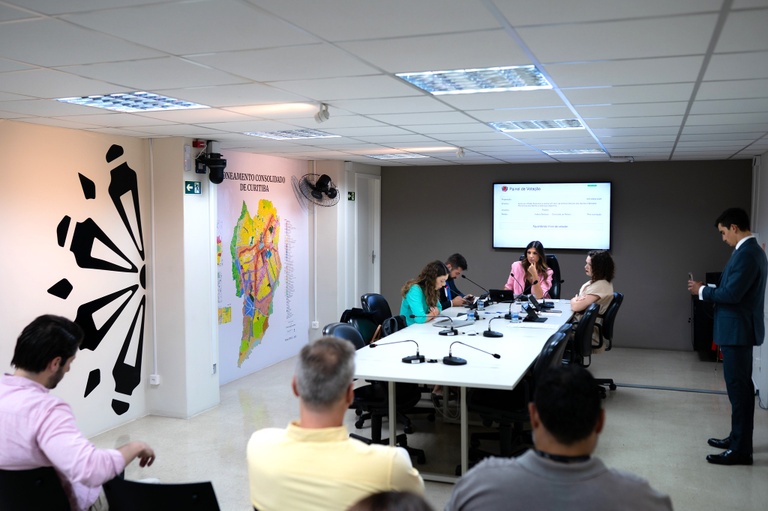 Urbanismo libera 6 projetos para plenário; lei sobre plantas tóxicas é um deles