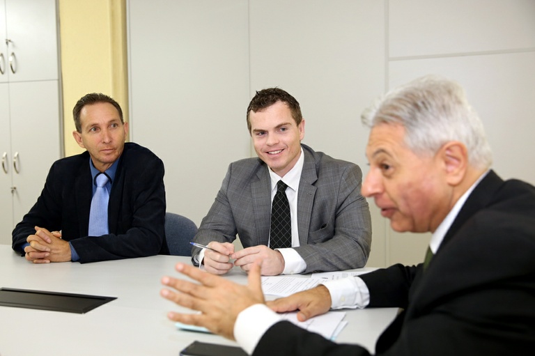 Uso de sacolas coloridas para recicláveis pode ir à votação em plenário