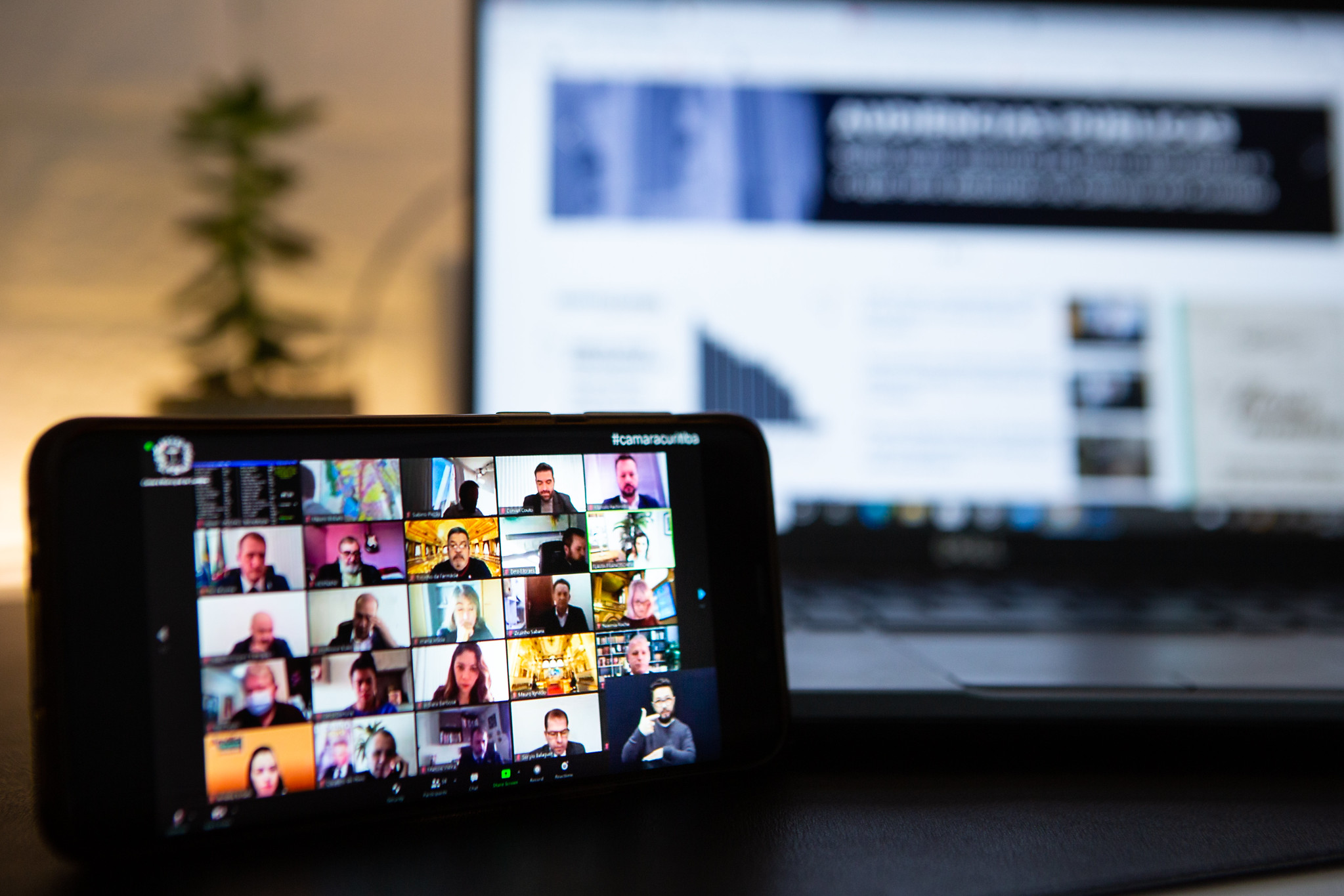 Vacinação dos Conselhos Tutelares devia ser priorizada em Curitiba, aprova CMC