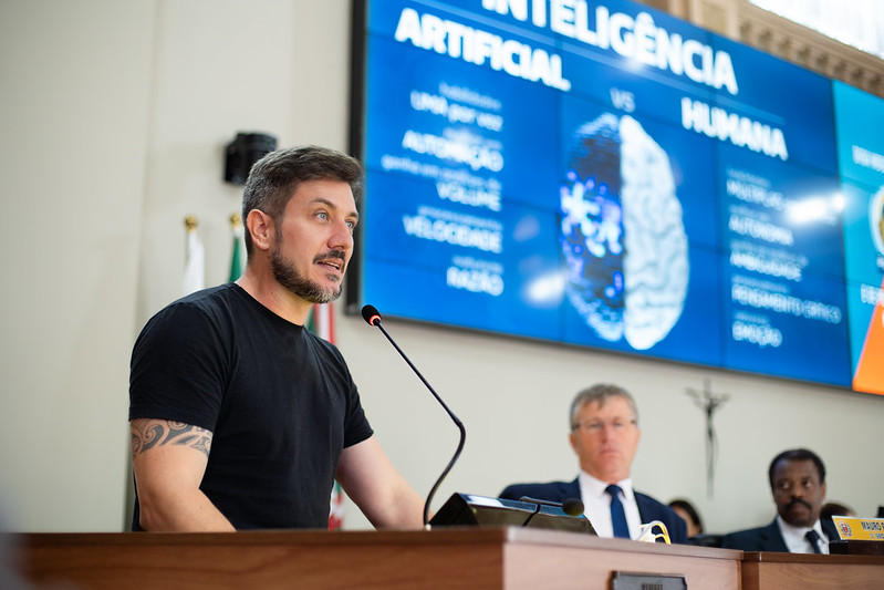 Vantagens da IA na gestão pública são apresentadas na CMC