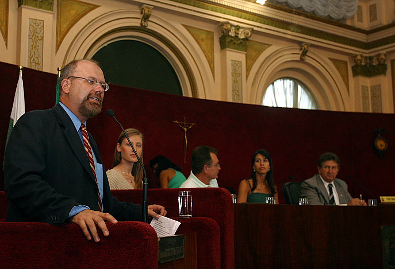 Vencedoras de prêmio apresentam trabalho  