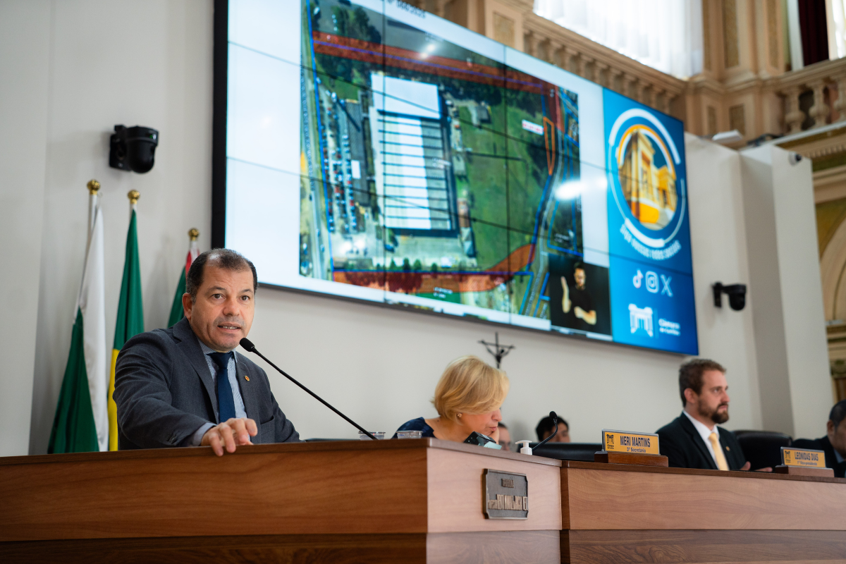 Venda no Campo Comprido: área verde será preservada, diz líder