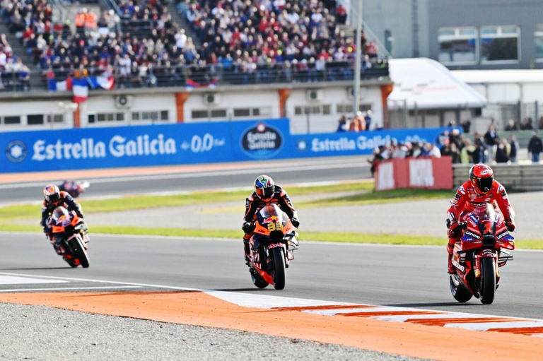 Vereador altera projeto de lei e naming rights valerá só para eventos