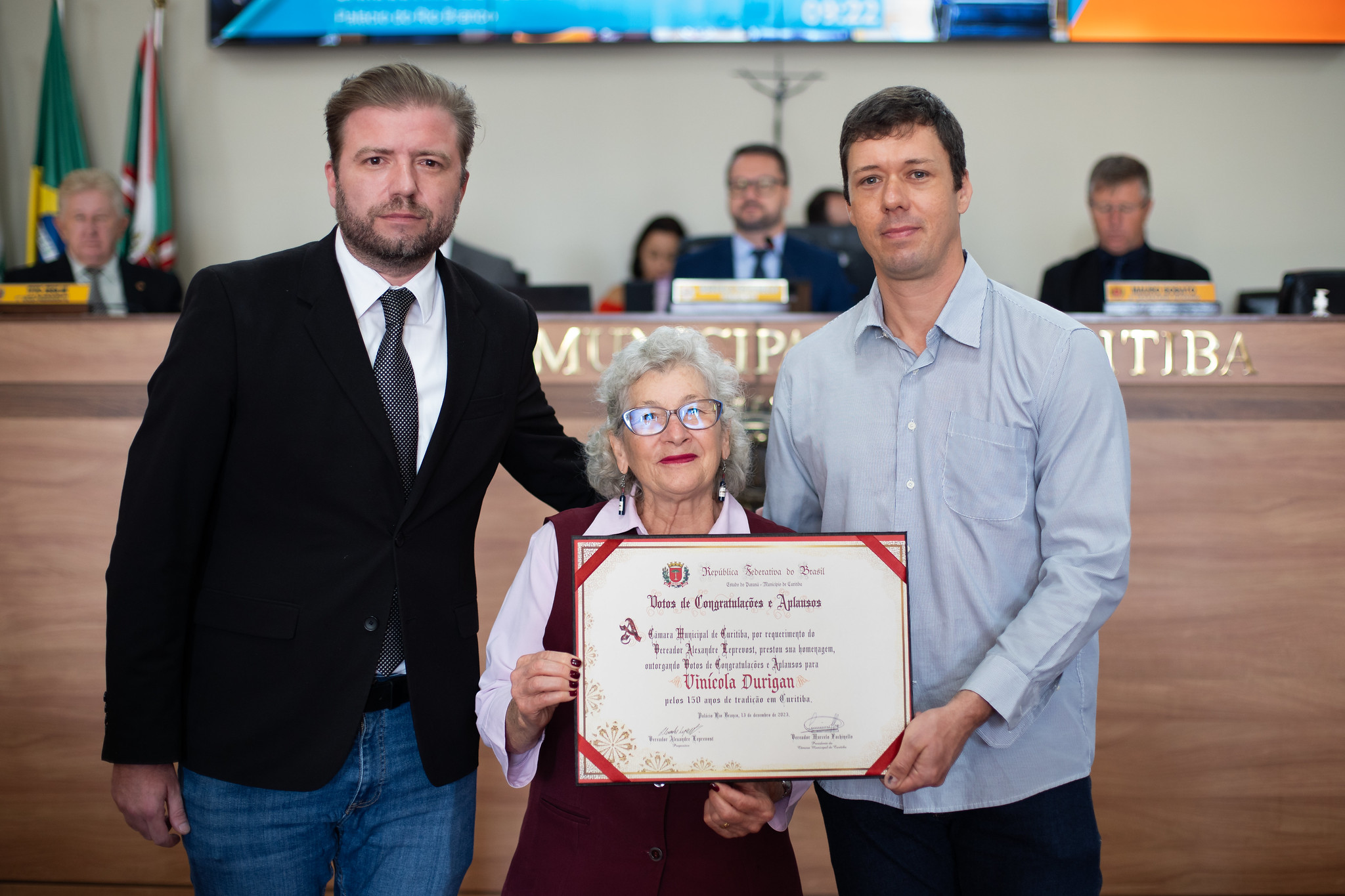 Vereador congratula vinícola de Santa Felicidade na Câmara de Curitiba