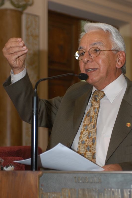 Vereador declara preocupação com creches conveniadas  