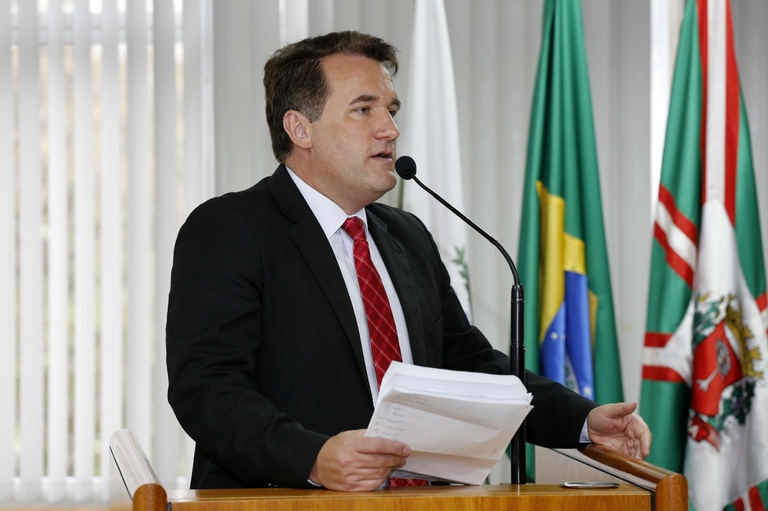 Vereador defende mudança no processo de escolha do ouvidor 