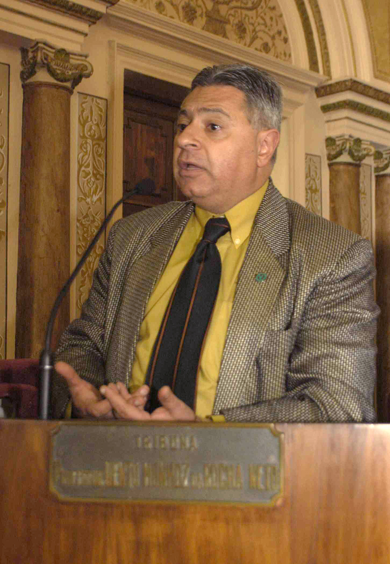 Vereador destaca ações da Câmara 