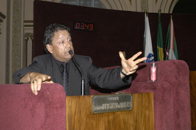 Vereador destaca ações do governo Beto Richa 