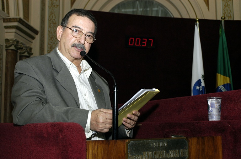 Vereador destaca obras e alerta sobre reciclagem 