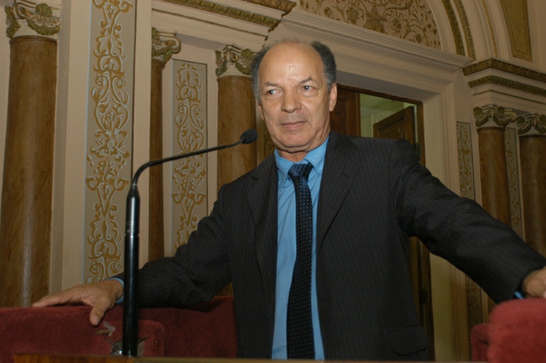 Vereador do PV visita Regimento Coronel Dulcídio 