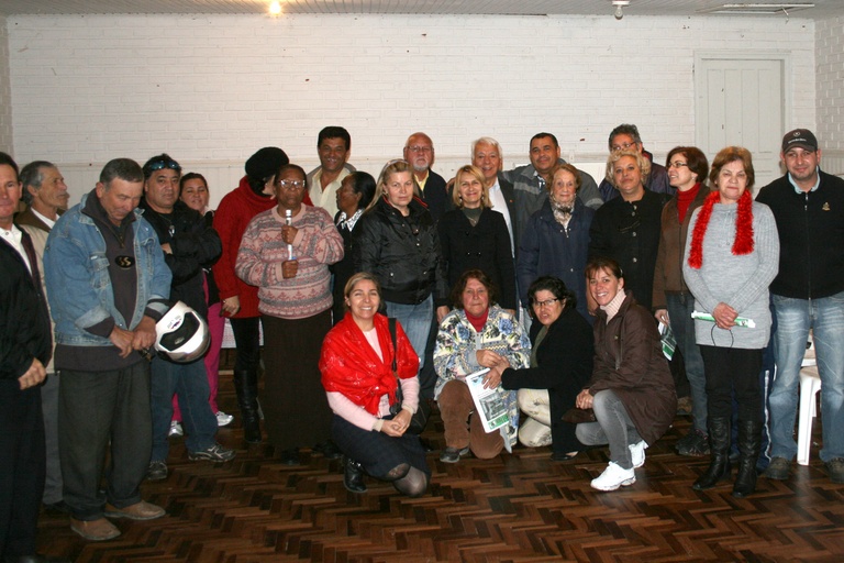 Vereador e comunidade discutem benfeitorias 