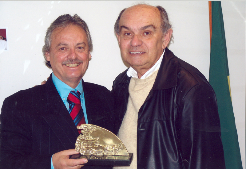 Vereador é homenageado por Dias Lopes, da FPFS 