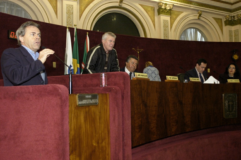 Vereador fala sobre descontos previdenciários 