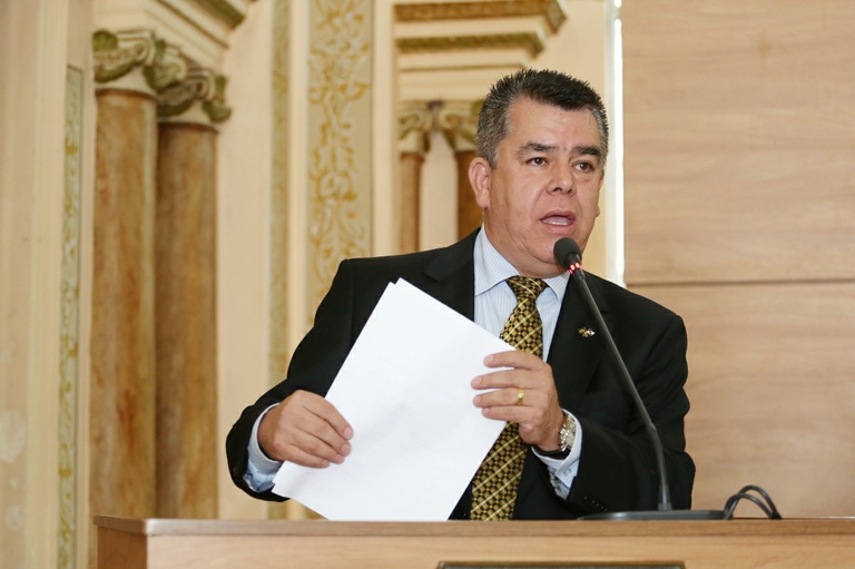 Vereador pede celeridade na tramitação do projeto sobre Uber