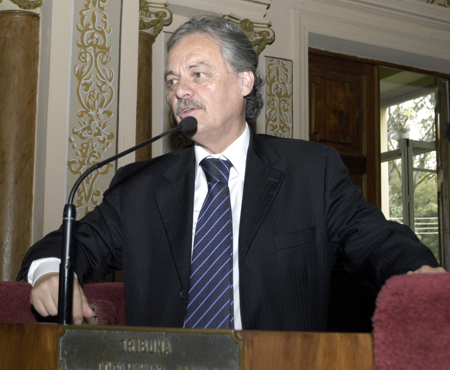 Vereador prestigia comunicadores 