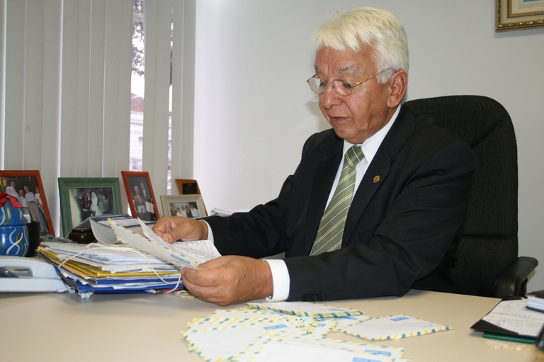 Vereador recebe cartas com sugestões de crianças 