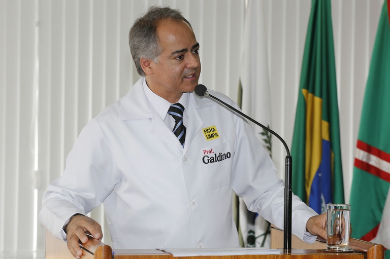 Vereador requer bebedouros triplos em espaços públicos 