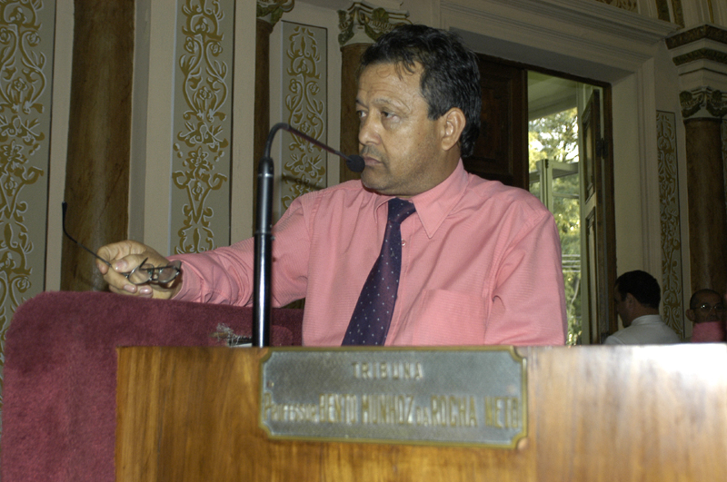 Vereador sugere ampliar expediente nas creches 