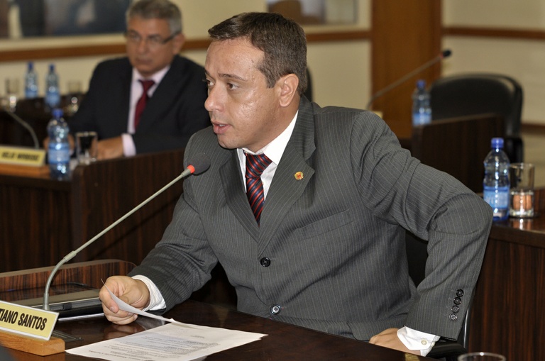 Vereador sugere criação de "Academia da Primeira Idade"