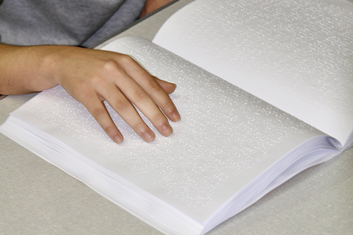 Vereador sugere emissão de boleto do IPTU em Braile