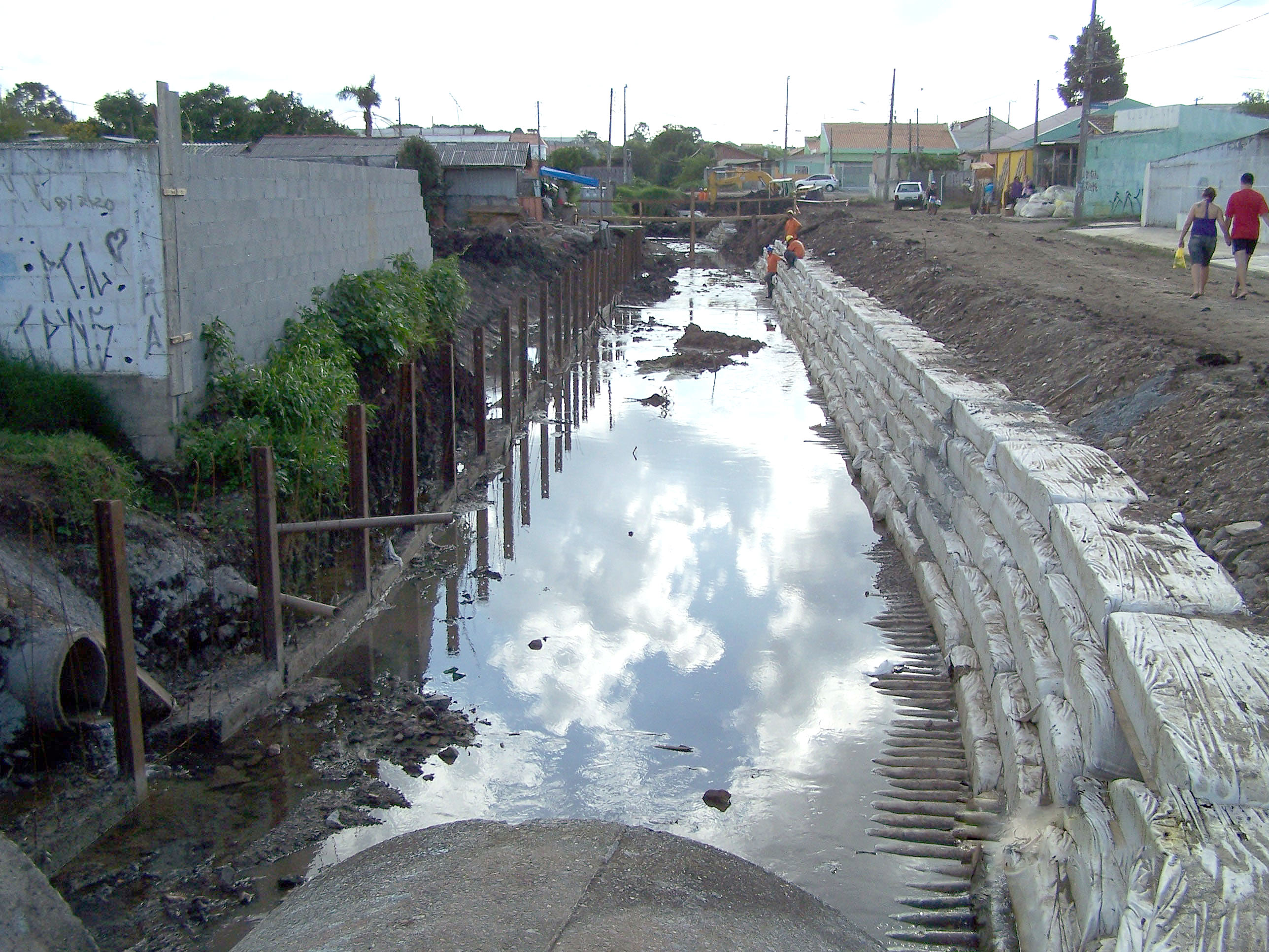 Vereador vistoria obra 