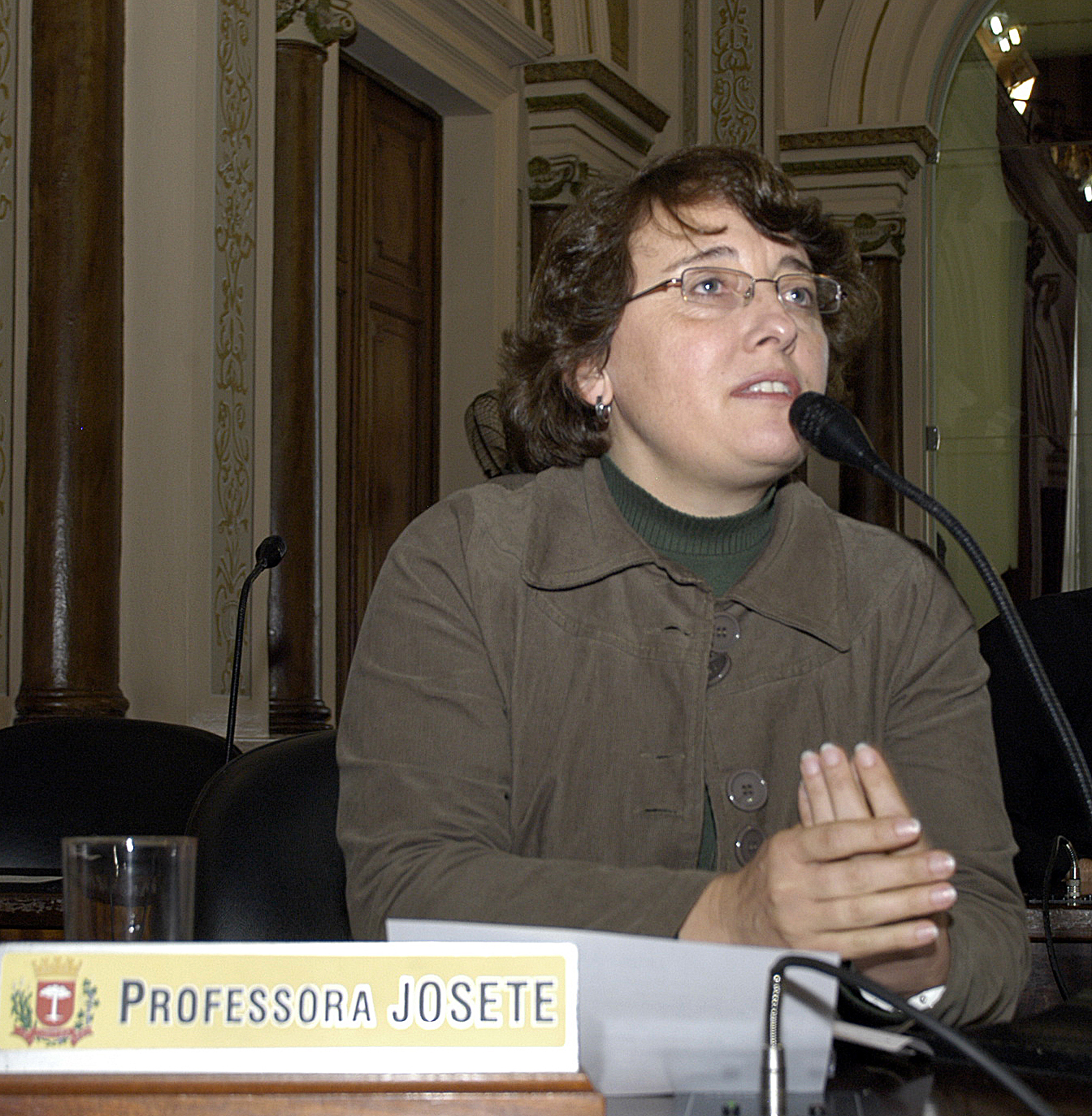 Vereadora atende comunidade da CIC 