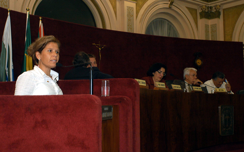 Vereadora da Câmara de Curitiba na Marcha à Brasília 