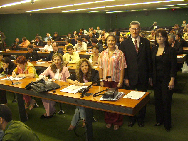 Vereadora participa de Fórum em Brasília 