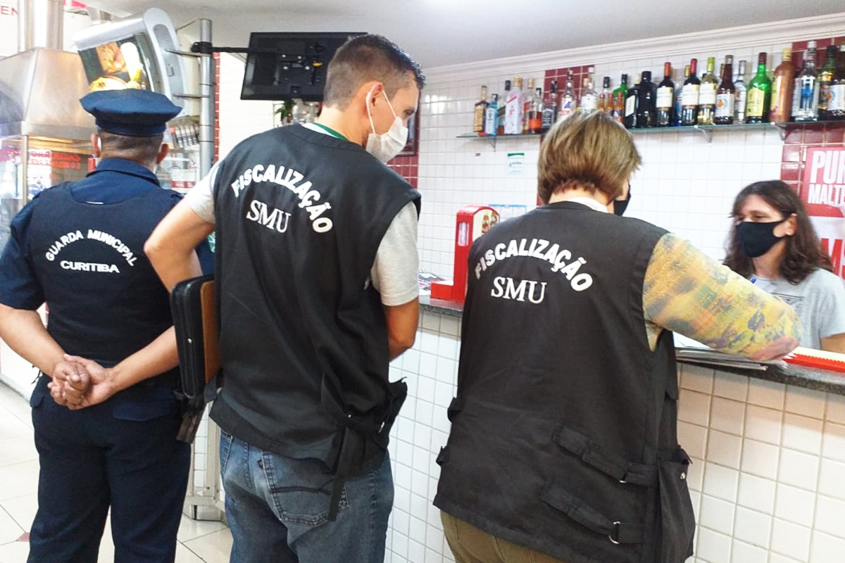 Propostas regras para a fiscalização de bares em Curitiba