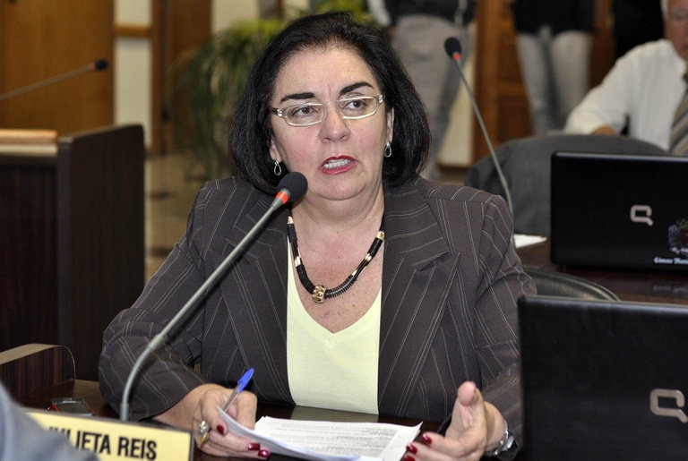 Vereadora questiona uso do pavilhão do Barigüi 