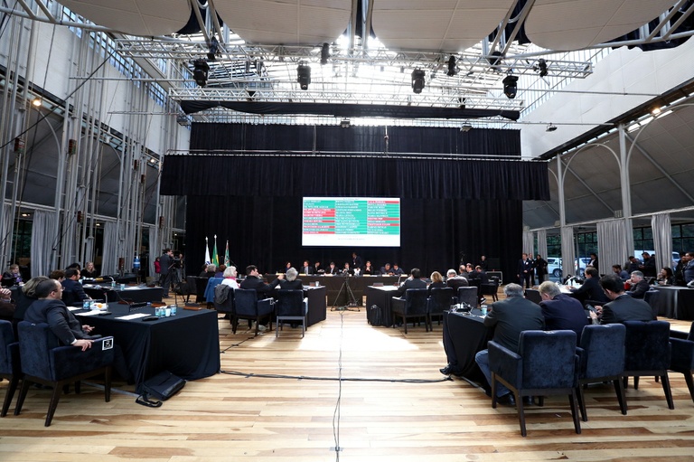 Vereadores acatam mudanças na Previdência municipal