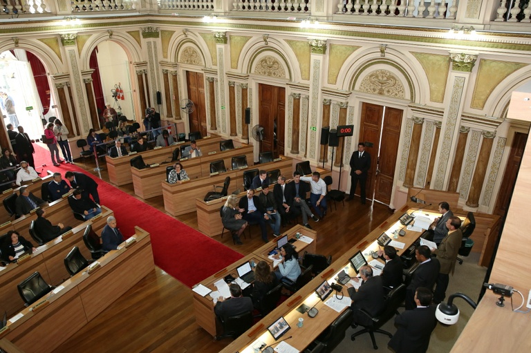 Vereadores acatam utilidade pública e denominação de logradouro