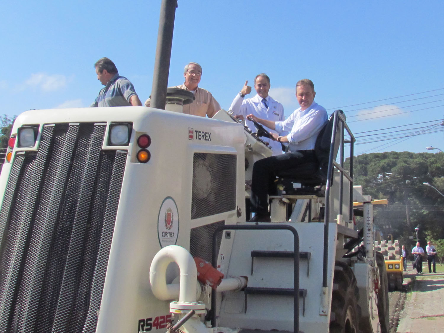 Vereadores acompanham vistoria de obras 