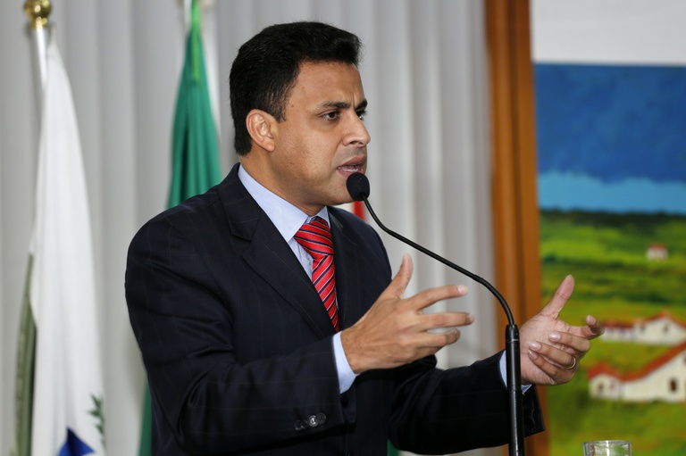 Vereadores adiam votação de três projetos de lei em pauta 