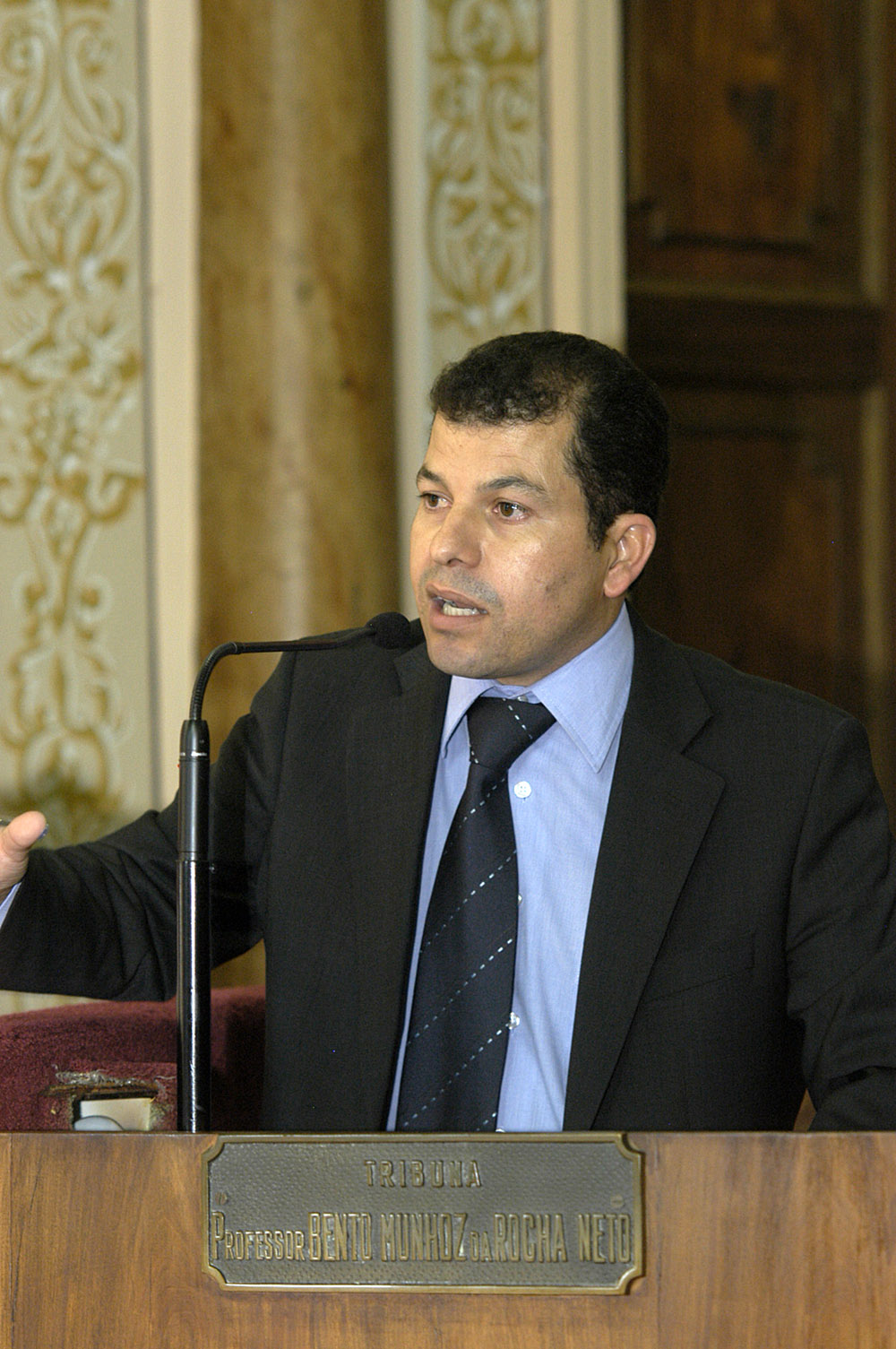 Vereadores apertam o cerco contra combustível adulterado 