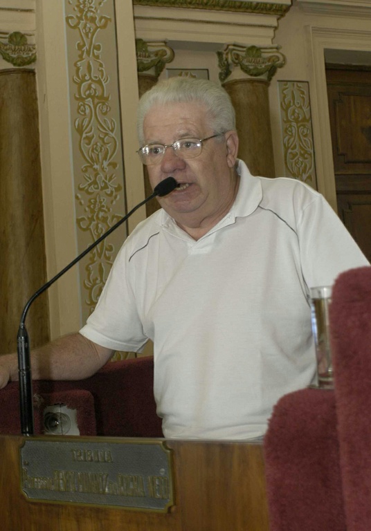 Vereadores aprovam a regulamentação de funeral 