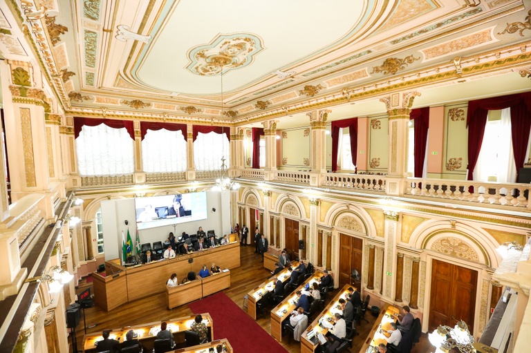 Vereadores aprovam ampliação do programa Nota Curitibana 