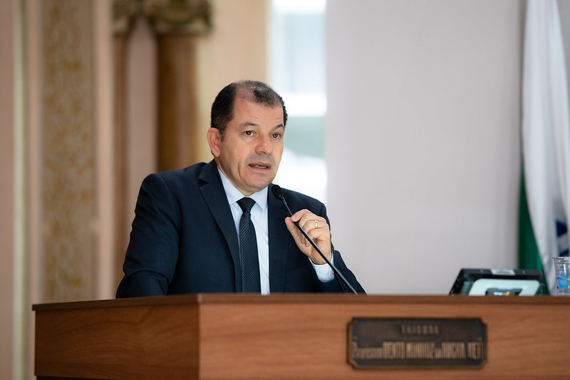 Câmara aprova permuta para regularização viária no Campo Comprido